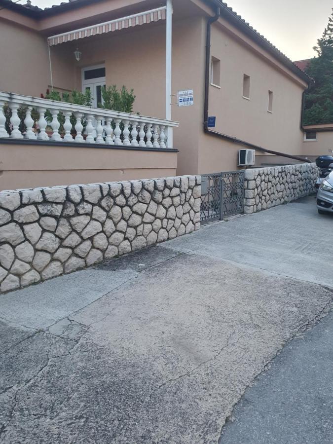 Apartamento Senka Dramalj Exterior foto